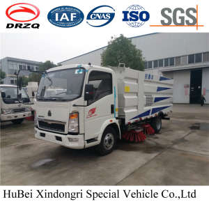 4cbm HOWO Street Road Sweeper Truck Euro 4